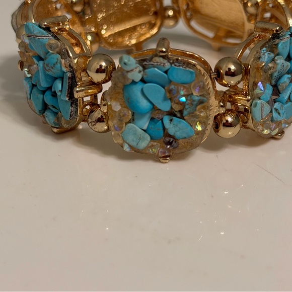 Gold-Tone Turquoise Chip Stretch Bracelet - Women Jewelry - Picture 3 of 4